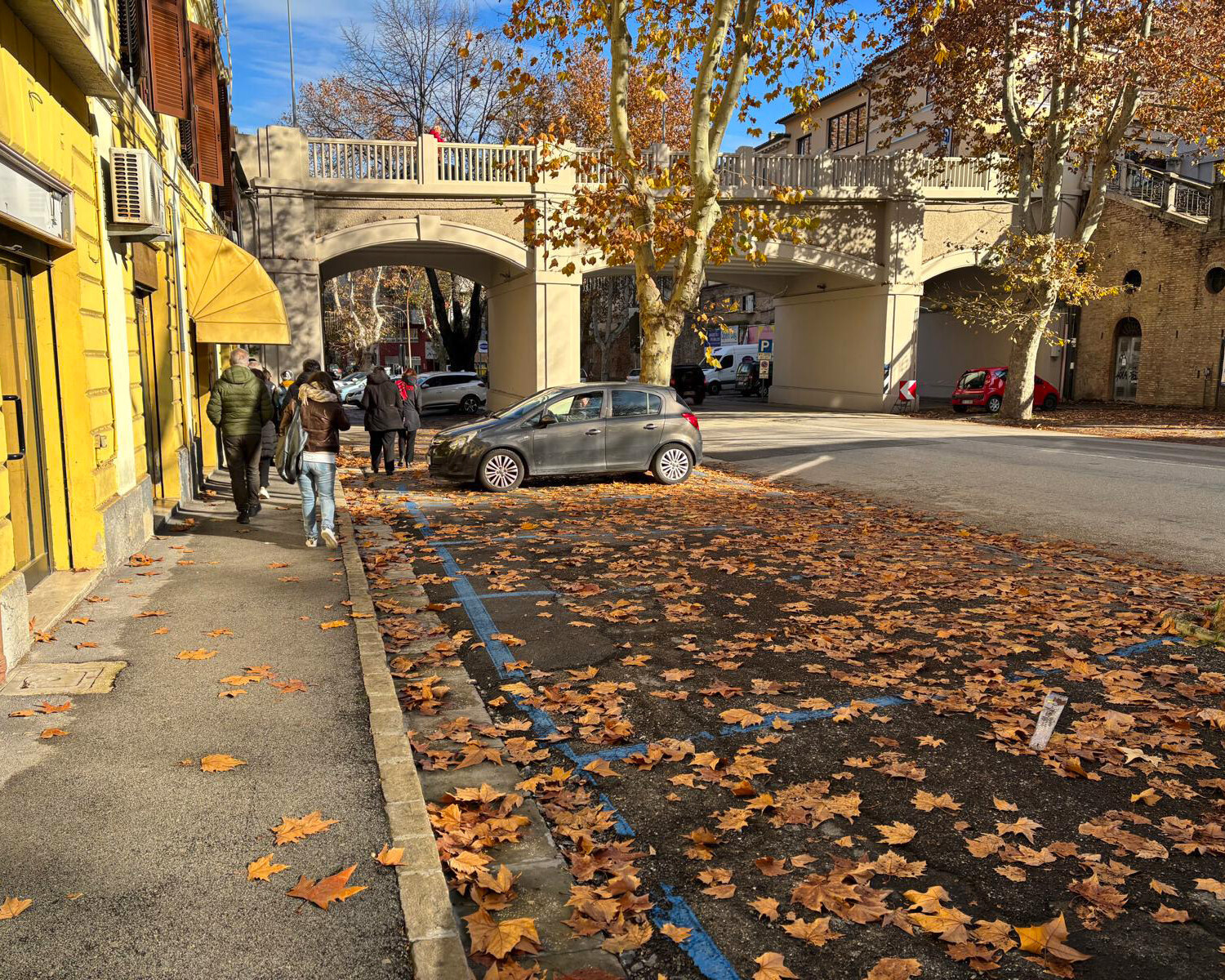 Passeggiata coordinata da Unicam